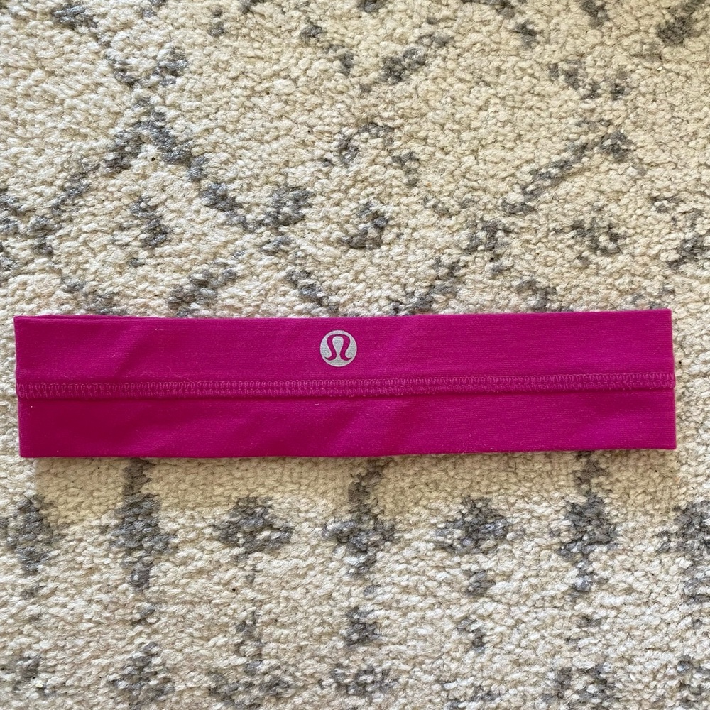Lululemon Fly Away Tamer Headband